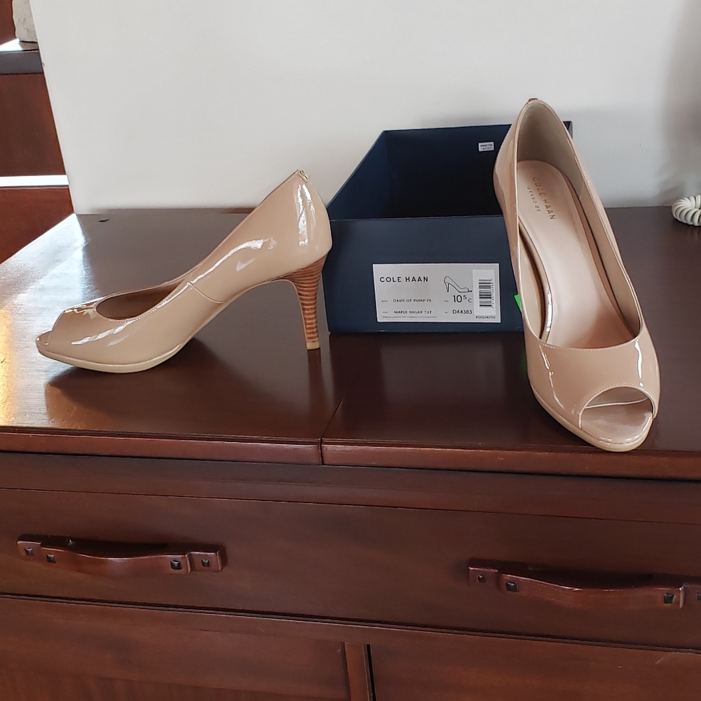 Open Toe Pumps - image 2